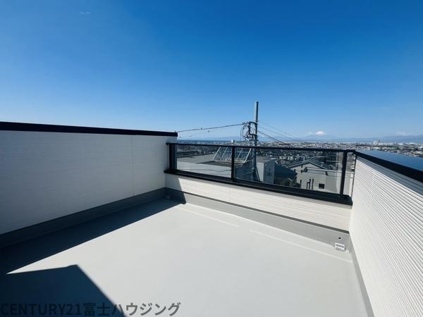 �_�ސ쌧����s�А��R1���ڂ̐V�z��ˌ��Ă̌��n�O�ώʐ^