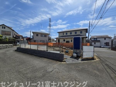 �_�ސ쌧������s������̐V�z��ˌ��Ă̌��n�O�ώʐ^