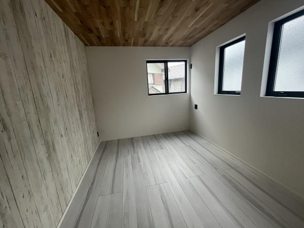 �_�ސ쌧������s������̐V�z��ˌ��Ă̗m��