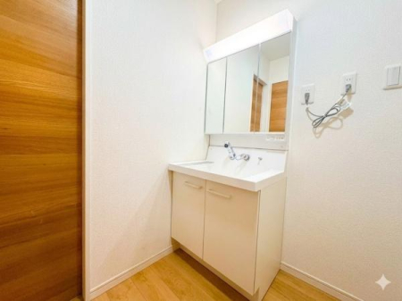 �_�ސ쌧������s���4���ڂ̒��È�ˌ��Ă̐��ʑ�E���ʏ�