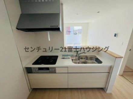 �_�ސ쌧����s�P�s��1���ڂ̐V�z��ˌ��ẴL�b�`��