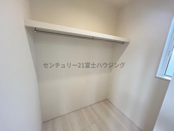 �_�ސ쌧������s��̐V�z��ˌ��Ă̎��[