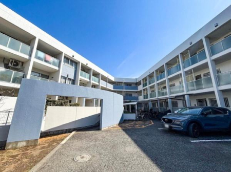 �_�ސ쌧������s�H���C�݂̒��Ã}���V�����̌��n�O�ώʐ^