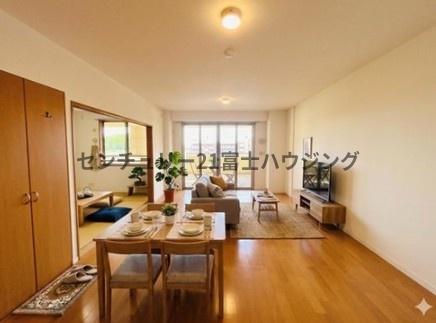 �_�ސ쌧���q�s�A�؂̒��Ã}���V�����̃��r���O