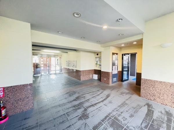 �_�ސ쌧������s�l�V�� 438-2�̒��Ã}���V�����̃��r�[