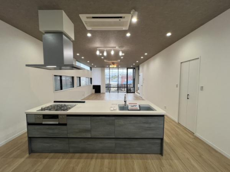 �_�ސ쌧����s�А�3���ڂ̒��È�ˌ��Ẵ��r���O