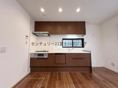 �_�ސ쌧������s����4���ڂ̒��È�ˌ��ẴL�b�`��