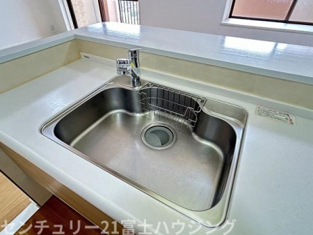 �_�ސ쌧������s���h�̒��Ã}���V�����̃L�b�`��