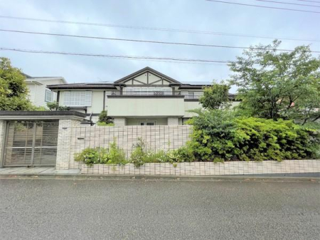 �_�ސ쌧���q�s�� 533-17�̒��È�ˌ��Ă̂��̑����n