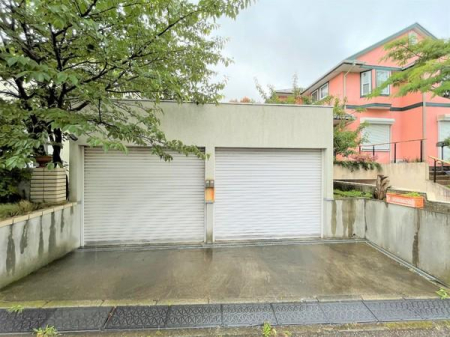 �_�ސ쌧���q�s�� 533-17�̒��È�ˌ��Ă̂��̑����n