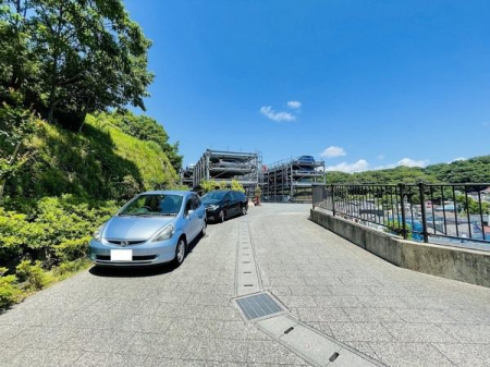 �_�ސ쌧���q�s�␣�̒��Ã}���V�����̂��̑����n