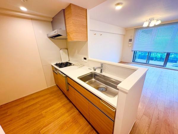 �_�ސ쌧����s�ғ����C��2���ڂ̒��Ã}���V�����̃L�b�`��