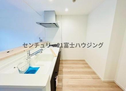 �_�ސ쌧���q�s�␣�̒��Ã}���V�����̃L�b�`��