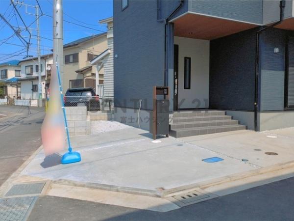 �_�ސ쌧������s����2���ڂ̐V�z��ˌ��Ă̂��̑����n