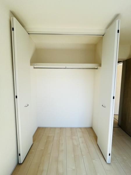 �_�ސ쌧������s����2���ڂ̐V�z��ˌ��Ă̎��[