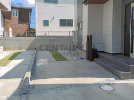 �_�ސ쌧������s����2���ڂ̐V�z��ˌ��Ă̒��ԏ�