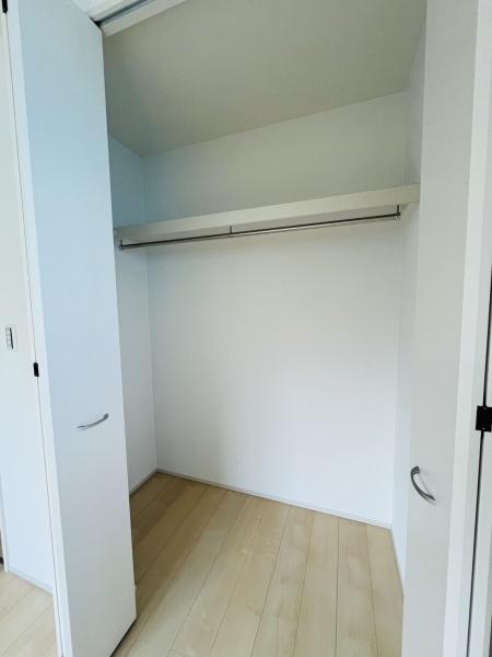 �_�ސ쌧������s����2���ڂ̐V�z��ˌ��Ă̎��[