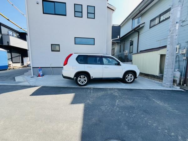 �_�ސ쌧������s����2���ڂ̐V�z��ˌ��Ă̒��ԏ�