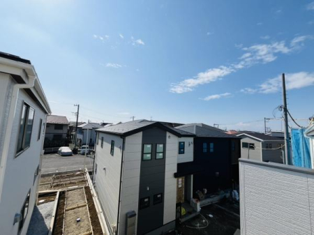 �_�ސ쌧������s����2���ڂ̐V�z��ˌ��Ă̏Z�˂���̒��]�ʐ^