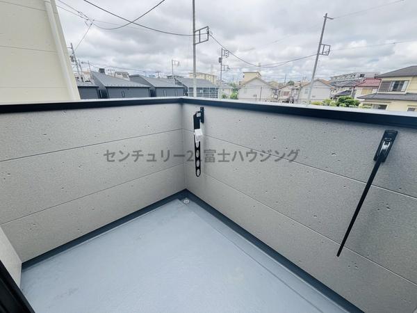 �_�ސ쌧������s����1���ڂ̐V�z��ˌ��Ẵo���R�j�[