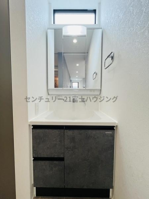 �_�ސ쌧������s����1���ڂ̐V�z��ˌ��Ă̐��ʑ�E���ʏ�