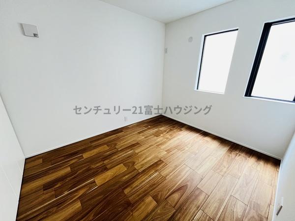 �_�ސ쌧������s����1���ڂ̐V�z��ˌ��Ẵ��r���O�ȊO�̋���