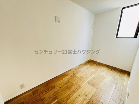 �_�ސ쌧������s����1���ڂ̐V�z��ˌ��Ă̗m��
