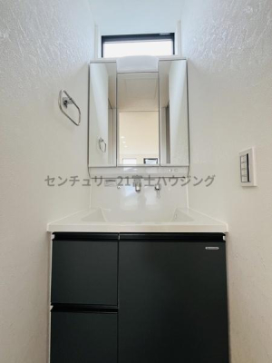 �_�ސ쌧������s����1���ڂ̐V�z��ˌ��Ă̐��ʑ�E���ʏ�