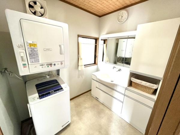 �_�ސ쌧������s����2���ڂ̒��È�ˌ��Ă̐��ʑ�E���ʏ�