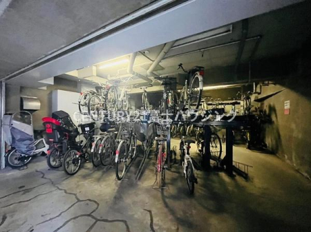 �_�ސ쌧����s����̒��Ã}���V�����̂��̑����p��