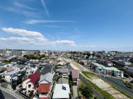 �_�ސ쌧������s�{��4���ڂ̒��Ã}���V�����̏Z�˂���̒��]�ʐ^