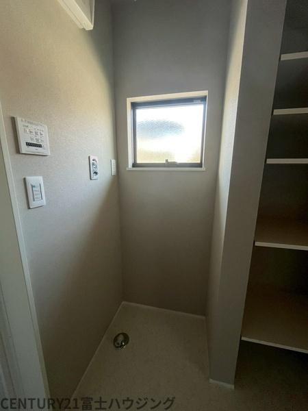 �_�ސ쌧����s�А��R1���ڂ̐V�z��ˌ��Ă̐��ʑ�E���ʏ�