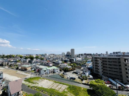 �_�ސ쌧������s�{��4���ڂ̒��Ã}���V�����̏Z�˂���̒��]�ʐ^