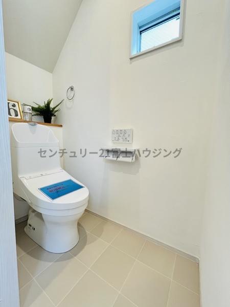 �_�ސ쌧������s�����u2���ڂ̒��È�ˌ��Ẵg�C��