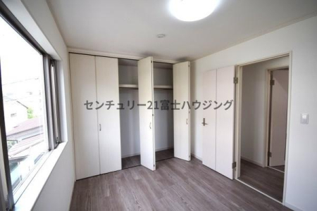 �_�ސ쌧������s�\�ԍ�3���ڂ̒��È�ˌ��Ă̗m��