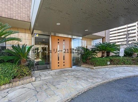 �_�ސ쌧������s�ԏ����̒��Ã}���V�����̃G���g�����X