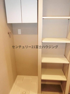 �_�ސ쌧����s�����C��5���ڂ̒��Ã}���V�����̐��ʑ�E���ʏ�
