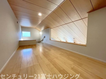 �_�ސ쌧����s�ғ����C��2���ڂ̒��È�ˌ��Ă̂��̑�����