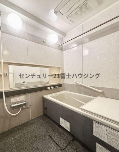�_�ސ쌧������s�ԏ����̒��Ã}���V�����̗���