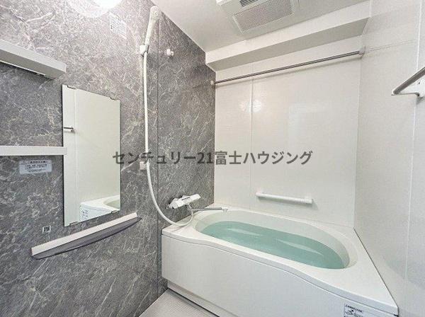 �_�ސ쌧����s�ΐ�6���ڂ̒��Ã}���V�����̗���