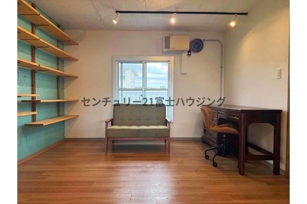 �_�ސ쌧����s�ғ����C��2���ڂ̒��Ã}���V�����̃��r���O