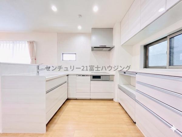 �_�ސ쌧����s�ғ�����3���ڂ̒��È�ˌ��ẴL�b�`��