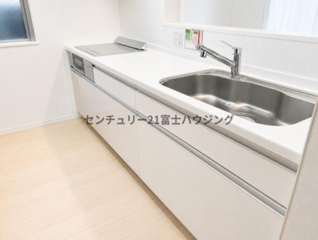 �_�ސ쌧����s�~�s1���ڂ̒��È�ˌ��ẴL�b�`��