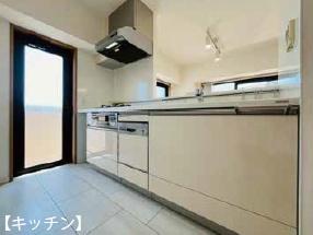 �_�ސ쌧������s���b1���ڂ̒��Ã}���V�����̃��r���O