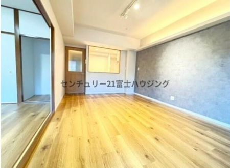 �_�ސ쌧������s���c1���ڂ̒��Ã}���V�����̃��r���O