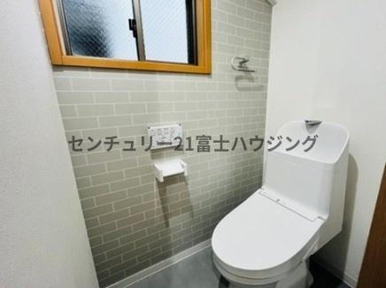 �_�ސ쌧������s�H��1���ڂ̒��È�ˌ��Ẵg�C��