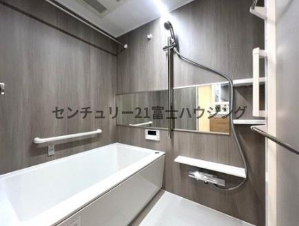 �_�ސ쌧����s�쓡��̒��Ã}���V�����̗���