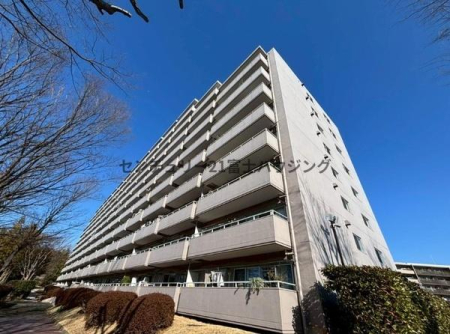 神奈川県鎌倉市植木の中古マンションの現地外観写真