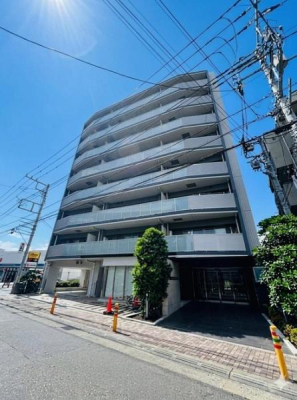 神奈川県茅ヶ崎市幸町の中古マンションの現地外観写真