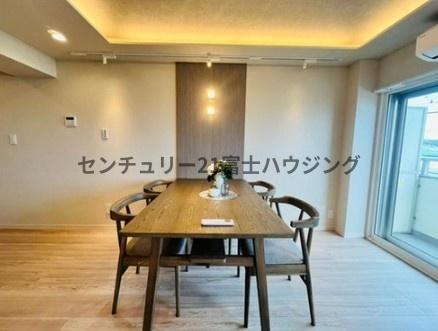 �_�ސ쌧���q�s���J2���ڂ̒��Ã}���V�����̃��r���O